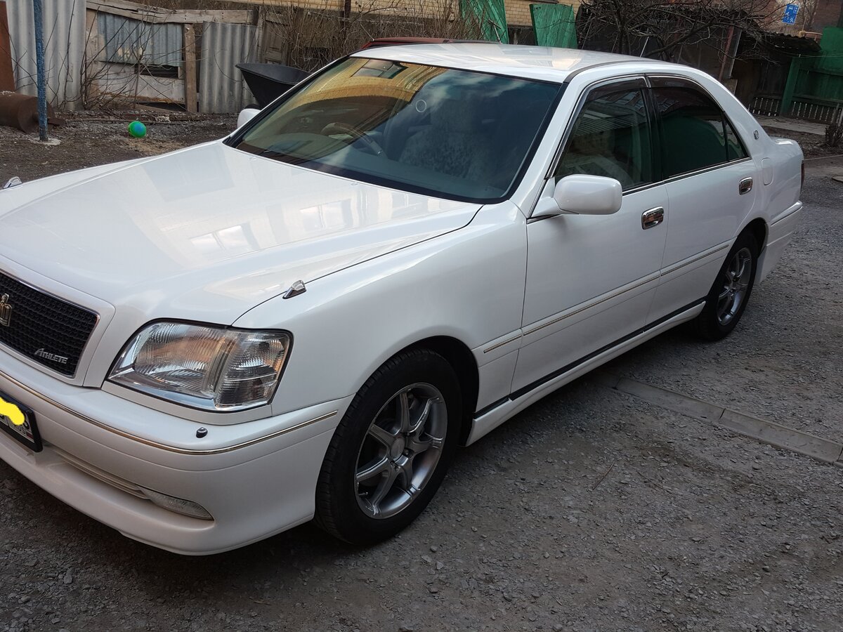 Toyota crown 170 кузов