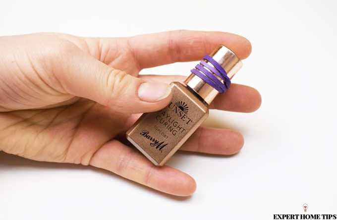 rubber band to open nail varnish bottle