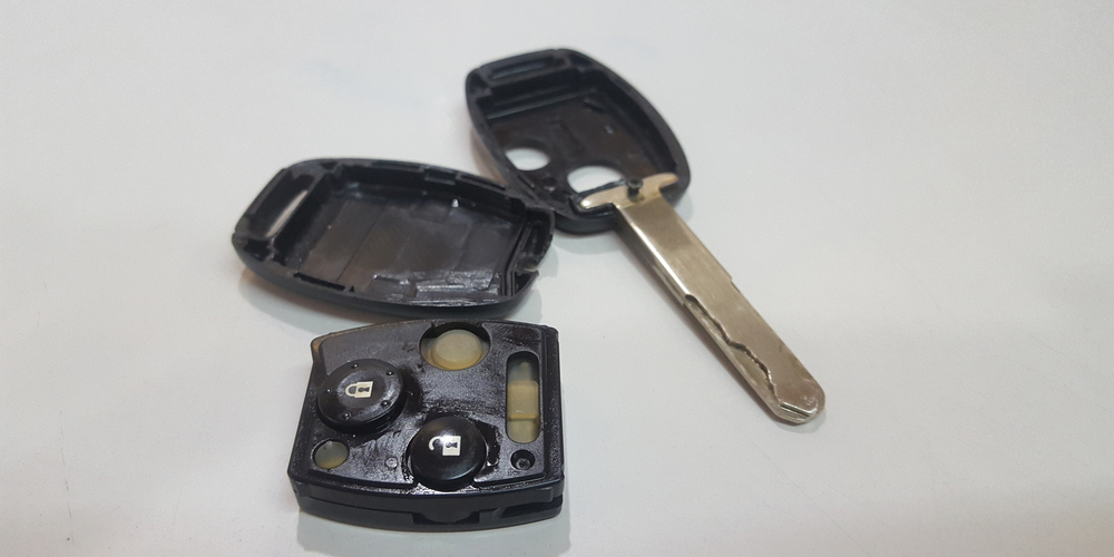 Car Key Shell Broken Open