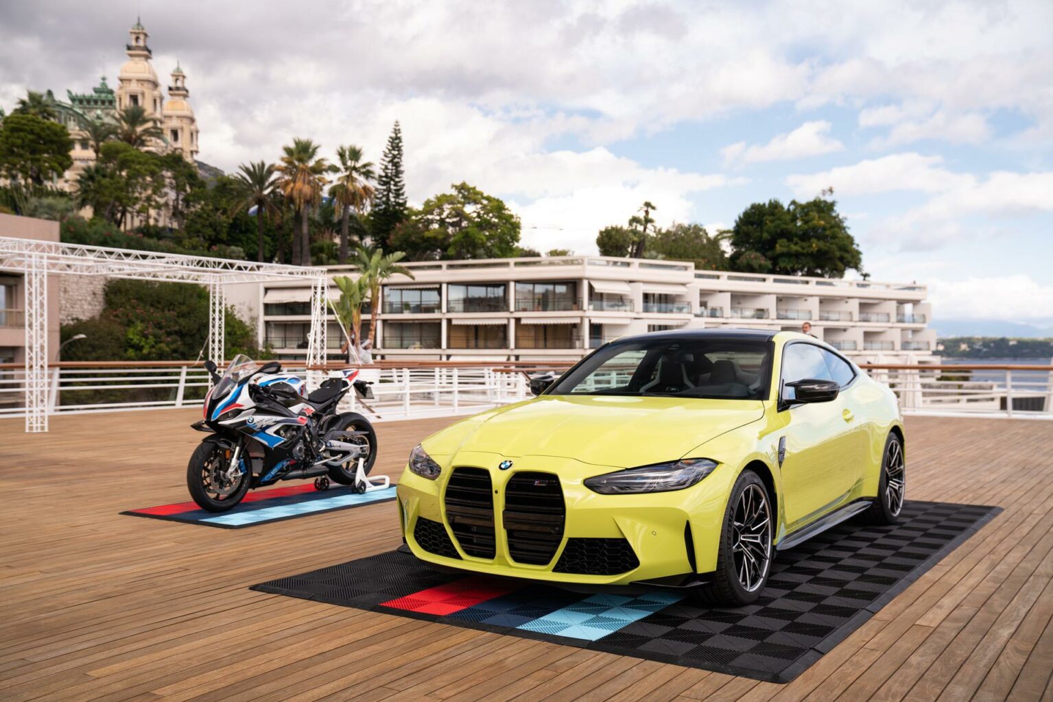 bmw m4 Yacht Club de Monaco 55 1535x1024